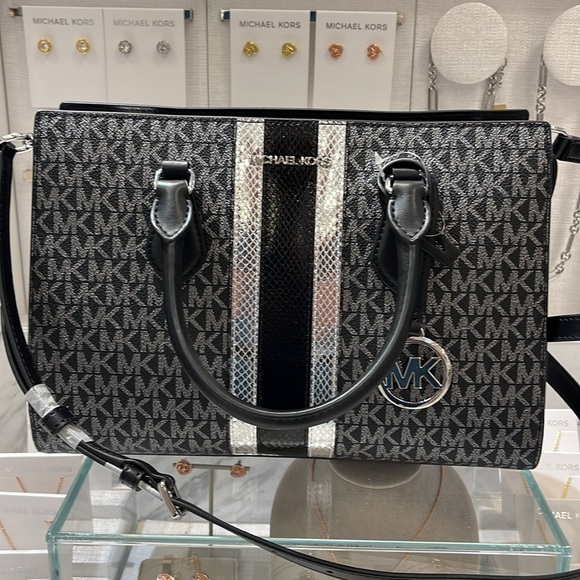 Michael Kors Sheila Medium Signature Logo and Metallic Satchel Crossbody CZ NWT - Picture 4 of 16